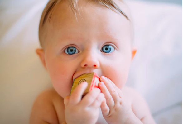 6 Tips For Dealing With Your Toddler's Bad Breath